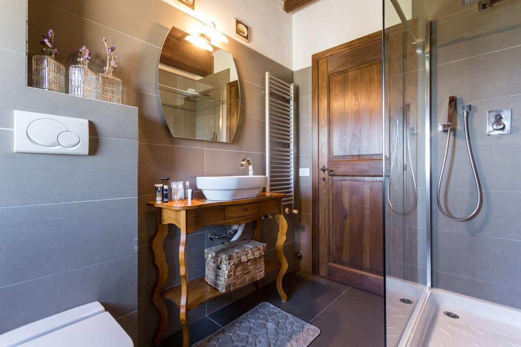 Torre Valbiancara Guest House Montebagnolo Eksteriør bilde